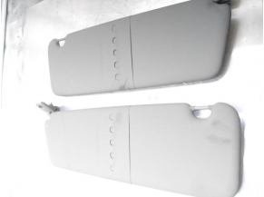 106416685-17dcd250-54c0-4983-86f4-d0e390144d39-Piece-106416685-Pare-soleil-RENAULT-TRAFIC-2-123c87c46aff8f7ed63c7bfc6847679bfc2c7e0a60de95cbb404c22f8c1a372d_m.JPG