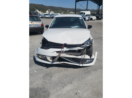 Vehicule-VOLKSWAGEN-POLO%205%20PHASE%201-2013-8e9dc80371fa55813572518dcb915e9ae055af91aededc8324f2c690c50dc8d4_o.jpg