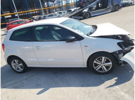 Vehicule-VOLKSWAGEN-POLO%205%20PHASE%201-2013-c59db9e1f782752848a0d0974539993a3e01c372cbfcc90f70dba1cb3c94e64e_o.jpg