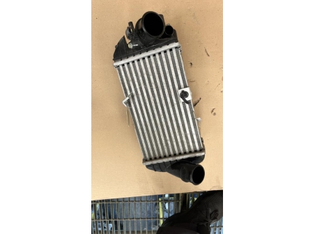 106441917-4697b2ba-329d-45bf-9dbf-2dec40932de3-Piece-Echangeur-air-Intercooler-HYUNDAI-afb8c211edbfd3e4d11d840f555d79c02b647a7c33676f8e9f54bc4540743b8f_m.jpg