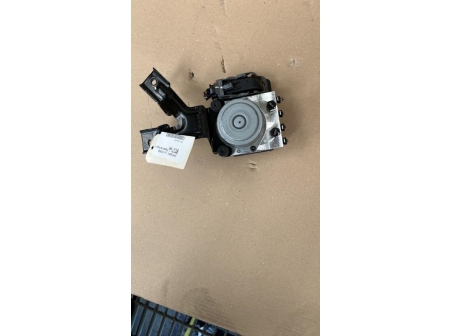 106442043-d09473a1-4224-4af8-8b19-57c510109621-Piece-Bloc-ABS-freins-anti-blocage-HYUNDAI-5181fd171f449dfe431d15fae14222e648ac2441edbddbdb4ab7ef2a67f0045a_m.jpg