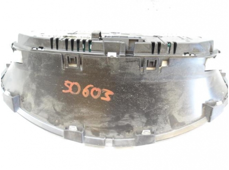 106455719-f3c61783-98a0-4b54-88ae-9158eeca2e3b-Piece-Compteur-SUZUKI-SWIFT-3-d589f84bc015157577011436d8ec64d9dcc83cf8fe6199535d0eebe0137547e2_m.JPG