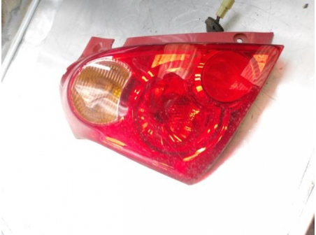 106457451-ed1856cd-e451-494a-8147-0af88304d01d-Piece-Feu-arriere-principal-gauche-SUZUKI-6ff2264c9687513aeeae63fa7f9c66c41e98bd9e1d80a6d3539a81dd1121ef16_m.JPG