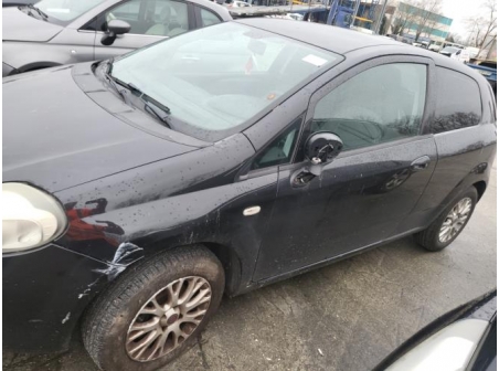 Vehicule-FIAT-PUNTO%20EVO%203-2011-0010d246122ac49f18745fa01ce876c3a10bc6c2c7edab6d912fd1cf7c696fef_m.jpg