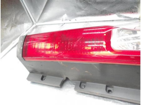 106467822-62e08f94-c50a-4a89-b328-688e73455251-Piece-Feu-arriere-principal-droit-RENAULT-TRAFIC-2-7b814dffbc6a234ebb78fca694f9da0fcc49a6b978b3f90ffa633d796f130df6_m.JPG