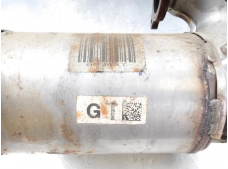106467995-86b1fcea-6e26-4493-b840-e81082afab06-Piece-Catalyseur-RENAULT-da839894e60b1ef05bdab3afab3b6c3ca15f544bf28e8a4522fd38f4532197bf_m.JPG