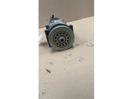 106463923-aa3b331f-bfcc-4816-8359-28e2875d55d4-Piece-Compresseur-clim-71795854-FIAT-670e10d23e62863d20fadf4e75a78ab92ac1400e6d29fc599976dc7b4bc45089_m.jpg