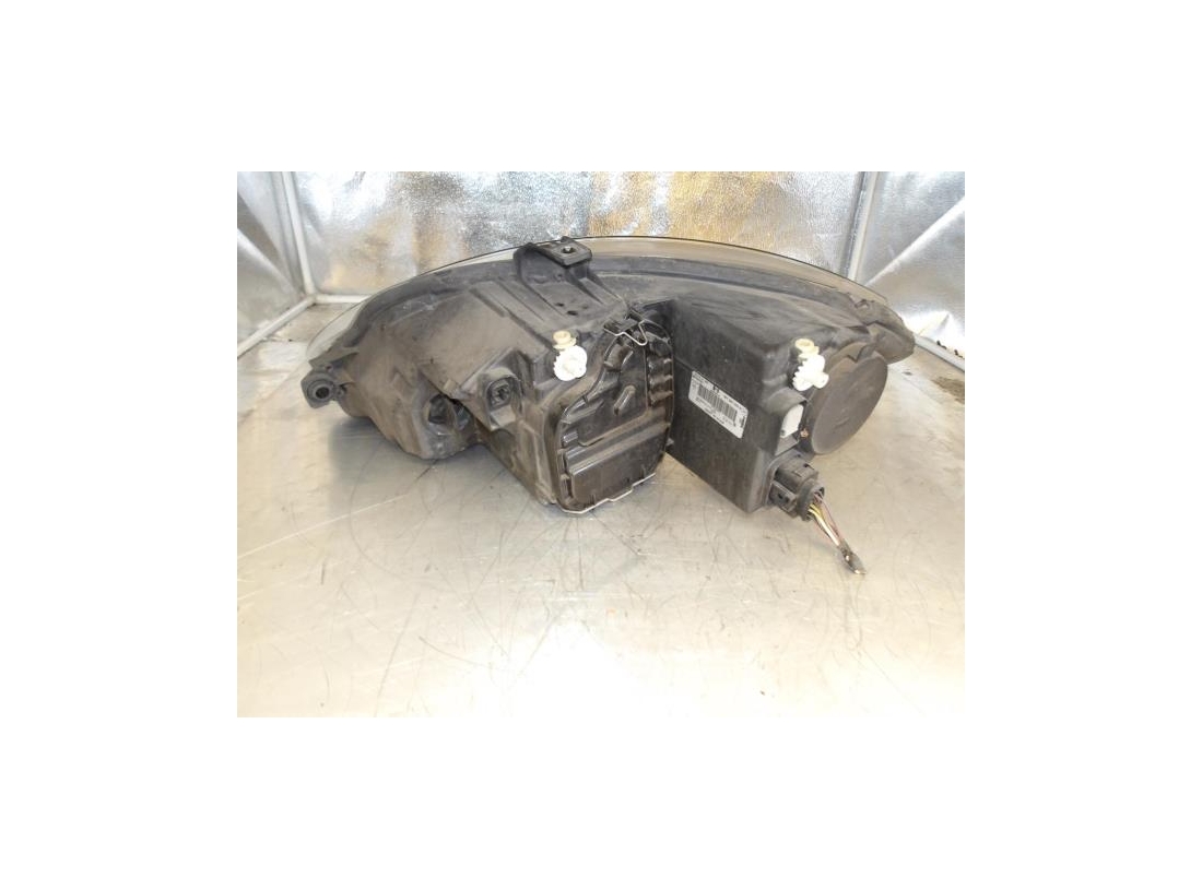 106320575-8b211663-4245-4c9b-9234-f85014c3b4f1-Piece-106320575-Optique-avant-principal-droit-5P1941034B-SEAT-ALTEA-XL-PHASE-2-14-TSI-16V-TURBO-c3a8d98b97d43412c49cebbae6257e57b144f4c44da64e168ba919e84231511f_m.JPG 106320575-8b211663-4245-4c9b-9234-f85014c3b4f1-Piece-106320575-Optique-avant-principal-droit-5P1941034B-SEAT-ALTEA-XL-PHASE-2-14-TSI-16V-TURBO-c3a8d98b97d43412c49cebbae6257e57b144f4c44da64e168ba919e84231511f_m.JPG