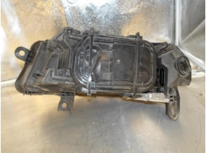 105667602-3bd382e9-b6de-4748-bb1f-32ed572a4811-Piece-105667602-Optique-avant-principal-droit-4F0941030FF-AUDI-A6-3-PHASE-1-30-TDI-24V-V6-TURBO-QUATTRO-4X4-41ab54a6c52f0dde43d532eb5ce1bec91db96df918d5b5b33033c29b632daf70_m.JPG 2