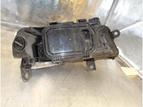 105667603-42bff252-5538-45f8-9270-5a203698e958-Piece-105667603-Optique-avant-principal-gauche-4F0941029FF-AUDI-A6-3-PHASE-1-30-TDI-24V-V6-TURBO-QUATTRO-4X4-ac1bbcdad931ffd92c5c6543e3d422a3566b23a245ae3e20e55f22e5784e6c5d_m.JPG 2