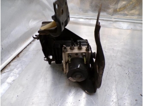 106131428-c8db4779-d086-4979-8d30-c3369da7cc38-Piece-106131428-Bloc-ABS-4541FX-PEUGEOT-207-PHASE-1-CABRIOLET-16i-16V-6dbb37296d4e42c53766e906a900f7b708caeddf1b22e33724af508d7827f196_m.JPG 2