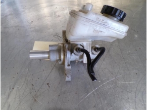 106138978-60490b33-a772-40b5-a255-15b033f020a5-Piece-106138978-Maitre-cylindre-4702509010-TOYOTA-AYGO-1-PHASE-2-10i-12V-eef2c2047e665aa3efa4cf6c38f9acd05894a66f1059381405d2b5d253df35e9_m.JPG 2