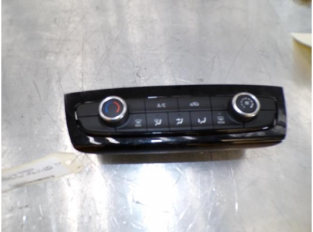 106137244-35efc50b-f9d9-42fb-af54-f881d2744084-Piece-106137244-Commande-chauffage-9831885680-OPEL-CORSA-F-12i-12V-TURBO-61d5e3250bf258385d465dee00155740902db98e356b77bb957dceb66b149d68_m.JPG