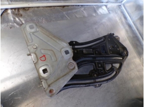 106592414-b44bb153-e228-4e0c-a58d-b60a24f95aba-Piece-Leve-vitre-electrique-arriere-droit-PEUGEOT-207-PHASE-1-CABRIOLET-16i-16V-09a5bc39094ef658cee7c185f5be13aa061338f919073cf6b2c70f6bb9014aa0_m.JPG