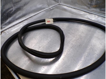 106613158-153a6f20-62df-4313-ae2c-2a2ef62a3867-Piece-Joint-de-porte-avant-droite-OPEL-ac7067ac3f3168408cabfe080dd030d56fb55f4a5df5a6649ce9005c09b8d5ab_m.JPG