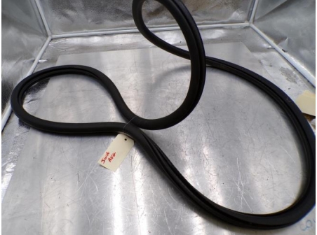 106613226-63dbf448-c8db-4982-8825-504969fd200e-Piece-Joint-de-porte-avant-gauche-OPEL-7e771445f9c9254f64ceddb630853e9eed913c21e84c0f37afa85cc22ef4c0de_m.JPG