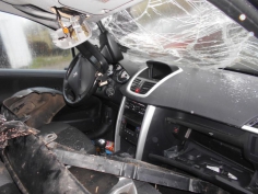 Vehicule-PEUGEOT-207-PHASE-2-1-4-2012-f20a6ca2d164375e7bc9683f42185d44935cdf809cbf96e86df79aa716dee22f.JPG 2