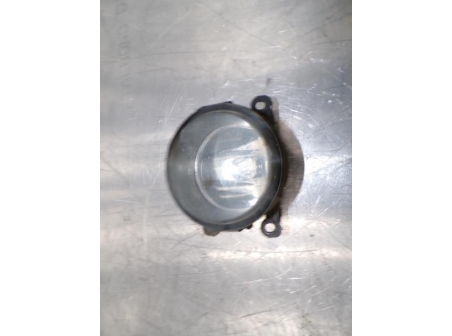 106133991-1901993f-ba5e-45b2-91dd-25054eb5d421-Piece-106133991-Anti-brouillard-droit-8200074008-RENAULT-TWINGO-2-PHASE-1-15-DCI-8V-TURBO-5890bea3c1ebf5c9d0f34c35e0cc269c81e71f4723841f281d06fccfc1e53142_m.JPG