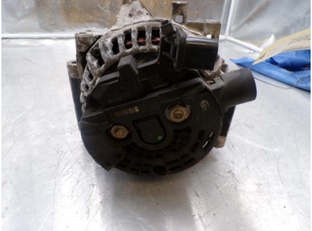 106060123-81c1bf56-1f49-4160-876b-70b622e48cca-Piece-106060123-Alternateur-0141540702-MERCEDES-CLASSE-C-203-PHASE-2-200-22-CDI-16V-TURBO-aa52e0699981e3d1db193587f906e81232b0c86e3928458efbe8957b707a8c1c_m.JPG