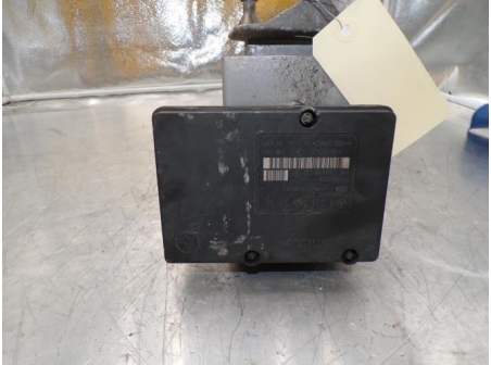 106060125-a4e6d02a-6bf1-45b4-9dc9-ab2912a4afed-Piece-106060125-Bloc-ABS-0044316212-MERCEDES-CLASSE-C-203-PHASE-2-200-22-CDI-16V-TURBO-ec26529ca914e00705a929a04c193da1b6ea00065a4696bfdc6fb4a3011b23e6_m.JPG