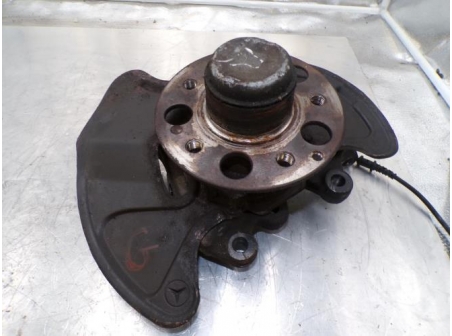 106695811-75ccc15f-0dec-4548-a661-18302fbac1b0-Piece-Moyeu-avant-gauche-MERCEDES-e2cead89b0c7cf2ff46718e08dec14b74eaeab90f8d85665e8371cca8f76c7d7_m.JPG