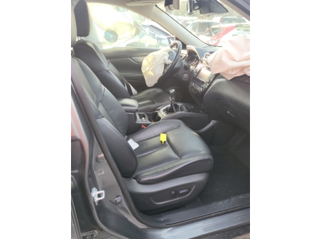 Vehicule-NISSAN-X-TRAIL%203%20PHASE%201-2016-682d0dcd8a55cf193c8fedde622cf8fdde24d1e9eea9f9c73ff31f858b9316a1_o.jpg