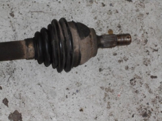 Piece-Cardan-droit-(transmission)-PEUGEOT-3008-Access-Diesel-b2c978f66a7843462933992e5576e2b1683428235e4095876f6d71ecc659e429.JPG 2