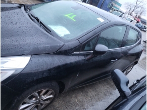 Vehicule-RENAULT-CLIO%204%20PHASE%202-2017-f6cbbe231fd0b3f604cabb03bbfa959ada76ad540381386d202f694de0dec34d_o.jpg 2