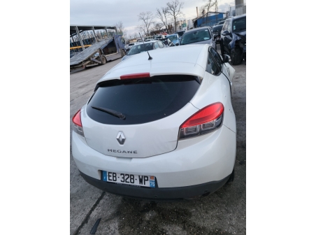 Vehicule-RENAULT-MEGANE%203%20PHASE%203%20COUPE-2016-3f7323f86c04df4ede046c4d24f00f41494cb06198e5930f92564fce1786262d_o.jpg