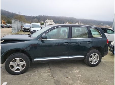 Vehicule-VOLKSWAGEN-TOUAREG%201%20PHASE%201-2006-069b55ab1fc6e44b58b1529c68ed3c22568c73b5d98450792f68e7a7bcb01c93_o.jpg