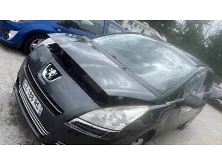 Vehicule-PEUGEOT-5008%201%20PHASE%201-2013-f8eeec259320d838b14074441443b3adfc7db4db3138aedbe33f212d1fc6b2d1_m.jpg