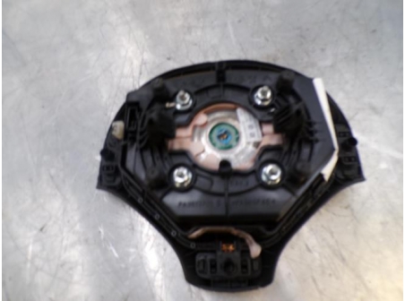 106132840-84a80b6e-3402-44fd-b693-1ef7491db29e-Piece-106132840-Air-bag-conducteur-PEUGEOT-5008-1-PHASE-1-20-HDI-16V-TURBO-30b0f221916232e2b2e19188eae93dcaf2701d8a2a36ab8d46a3f20eda45cec2_m.JPG