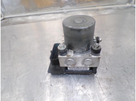 106709843-417ae865-3432-4297-8937-a8700f1b4cb8-Piece-Bloc-ABS-PEUGEOT-7e5e4576d458067fc5f147e6a6c9fb932762cb874ace56c4331688c4fa83b349_m.JPG