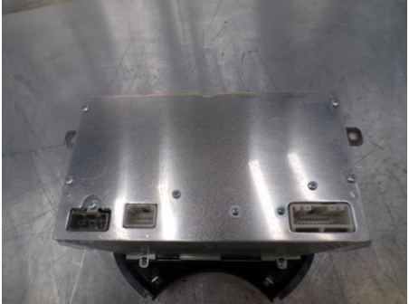 106324588-f51533be-dd27-44b2-869d-95b049fa0cf8-Piece-106324588-Autoradio-dorigine-NISSAN-MICRA-4-PHASE-2-12i-12V-94d6a4d1b38afa23725bfd27f5d8fe8dda9a7da10a0e59e3bcf96f76b0329cf2_m.JPG