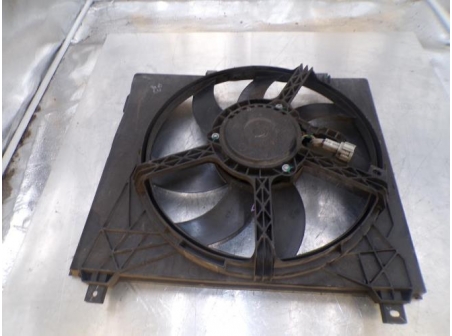 106727734-4eb19d3f-f97a-4074-8fd6-89ba094850b8-Piece-Moto-ventilateur-radiateur-NISSAN-fee823128cc14dc451faf86c33ae45b9b903edd42ee0f34fadb63c9caea8b571_m.JPG