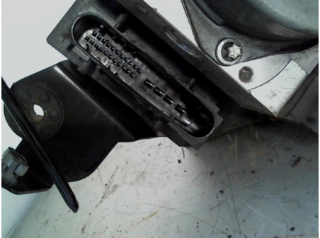 Piece-Bloc-ABS-(freins-anti-blocage)-RENAULT-MEGANE-II-PHASE-2-Diesel-adeb8d27878b8bcde39b3e94f2e65002c4fad9cc41083fe636787750d2391fc9.jpg