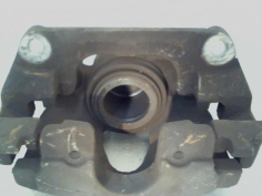 Piece-Etrier-avant-droit-(freinage)-7701065267-RENAULT-MEGANE-II-PHASE-2-Diesel-86cfb0a7518d6fba988ff4679ca2588a9d88ef06367224bc6c5e50a374a721dc.jpg