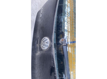 106933934-2744f6d8-3119-47b3-b4b6-5a57a8c46d78-Hayon-arriere-6Q6827025S-VOLKSWAGEN-POLO-4-PHASE-2-3361f17a35af1a34546fa5bd56512af99e3d5ceaca9c9f9164ac8f6983f7bed2_m.jpg