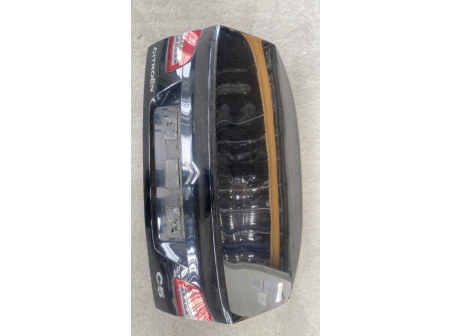 106939959-184ca314-70ee-4712-9829-4cfd5fc191cc-Hayon-arriere-860694-CITROEN-C5-2-03cd1de3712bc092c43f875c4e81fa49f66248e3235931653eacb142ec752eab_m.jpg