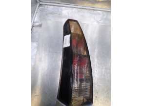 106134849-83c9cb18-e9d5-41b8-9ea0-e3cc7b6c4bb1-Piece-106134849-Feu-arriere-principal-gauche-93187879-OPEL-MERIVA-A-PHASE-2-17-CDTI-16V-TURBO-8b30984ce6181209a7b62d05101144aa19b7aaa5c5a20fd4cca299681013da52_m.JPG 2
