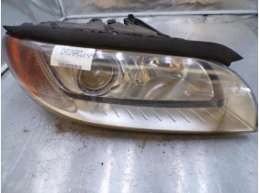 106138164-81d8ef95-a722-493c-ab29-75e640f33e93-Piece-106138164-Optique-avant-principal-droit-31214416-VOLVO-S-80-2-PHASE-1-24-D5-20V-L5-TURBO-4X4-85411b134da92f6e7f7c665ebb7dde4a083ecb728c79ef4d20fdd5a0dd188449_m.JPG