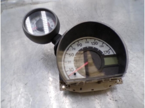 106980687-3232951d-2f9f-4fbf-8c47-f72c630631cf-Piece-Compteur-CITROEN-ef2cf9af52e79e2ea658f184fefb146aebcd0848e2900ed0ffbc36d5400075c4_m.JPG