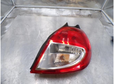106985547-c2a6910e-2567-4833-ad1d-ebf5a98d59b5-Piece-Feu-arriere-principal-droit-RENAULT-41a2cd7ac1e516412feefd9d041d7994740f1310a3b34e935ec876a1d8c4a375_m.JPG