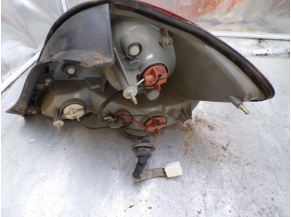 106997398-e52a46ca-909c-46d1-9829-ae5d7a08ea15-Piece-Feu-arriere-principal-gauche-HYUNDAI-a251348f6abbc7598932ea60a737f85bb50d80790f85599652348d0faab51951_m.JPG 2