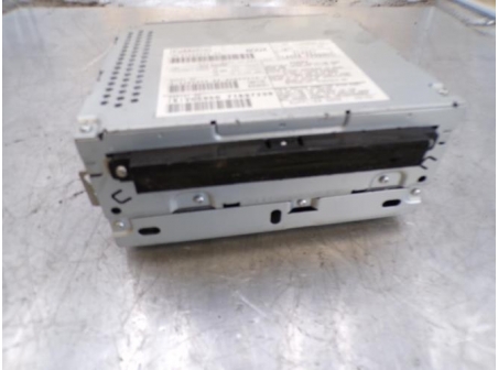 107011964-8f5ad787-2f43-4ec4-b025-ecb13612546e-Piece-Autoradio-dorigine-VOLVO-S-80-2-PHASE-1-24-D5-20V-L5-TURBO-4X4-be5f50bac4f1df92e920a067579a948f76862d0efd90548aa4b8349a6b288f29_m.JPG
