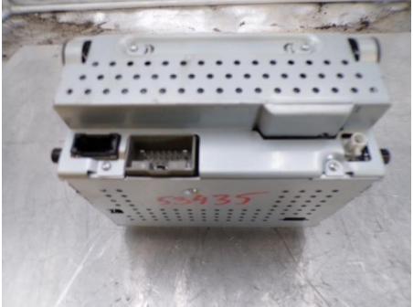 107011964-d77e8b4a-f980-4141-ad90-f672935d8a39-Piece-Autoradio-dorigine-VOLVO-S-80-2-PHASE-1-24-D5-20V-L5-TURBO-4X4-58fbbdc4ad269a9798338e0ee9d292f97cd3a29f19ccdbd23be63cd4de3d1639_m.JPG