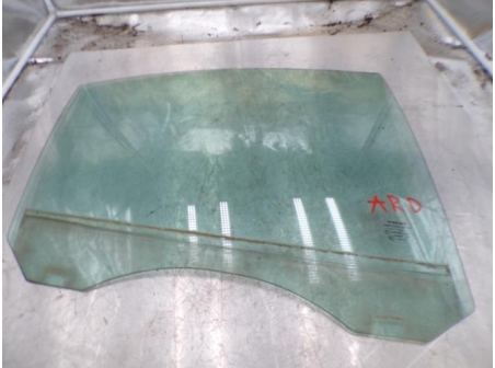 107012261-d3d49fa6-cd11-4bed-8d6f-1e3a28da18e1-Piece-Vitre-arriere-droit-VOLVO-559efa4a095e9309613a006f0413bf6c16c79c74e2b28893714b7b415ed974ac_m.JPG