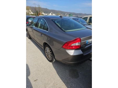 Vehicule-VOLVO-S-80-2-PHASE-1-2008-b35beda4f1c31535ab8cbf7978eb06c92e074bb32708f13229ab9ea9ab027950_mtn.jpg