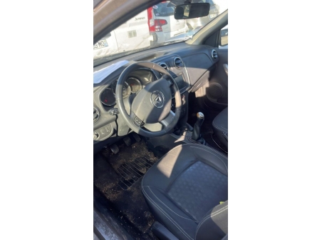 Vehicule-DACIA-LOGAN%20MCV%202%20PHASE%201%20BREAK-2013-6bfe1c13902774baca7530482550cc115fc15c55e7b3f0ee329d1f345976b920_m.jpg
