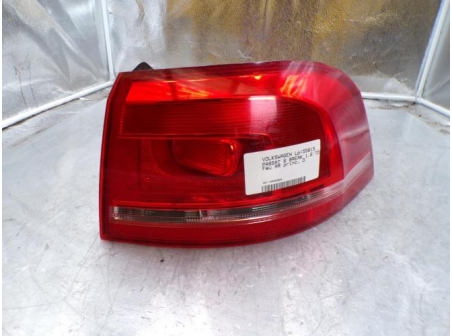 106083629-59cae3a2-58e1-465a-8a6f-be20cdfb5f5f-Piece-106083629-Feu-arriere-principal-droit-3AF945096G-VOLKSWAGEN-PASSAT-6-BREAK-16-TDI-16V-TURBO-baa61ddbb59547b481749432131064e77e4d6c4642a9d6a746190abbc6c72867_m.JPG